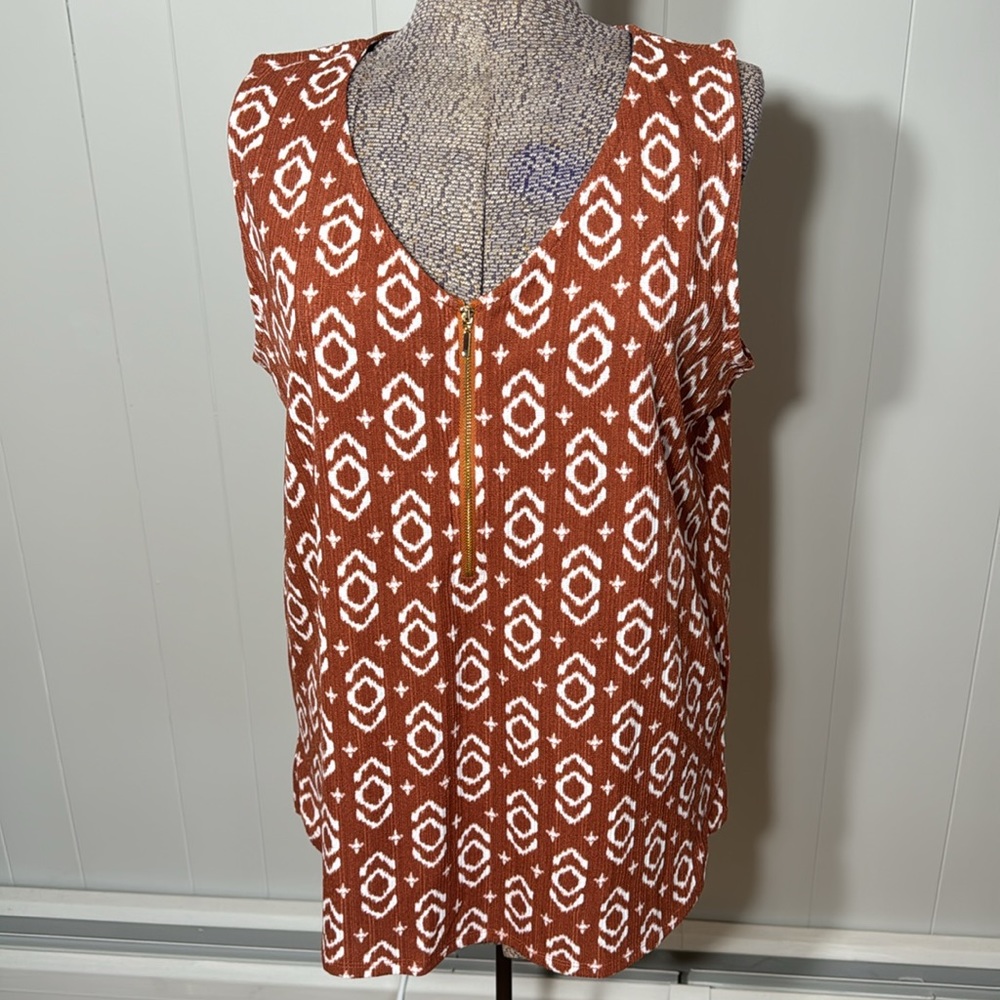 LuLaRoe NWT Womens Large Rachel Sleeveless Blouse Brown White Zipper V-Neck